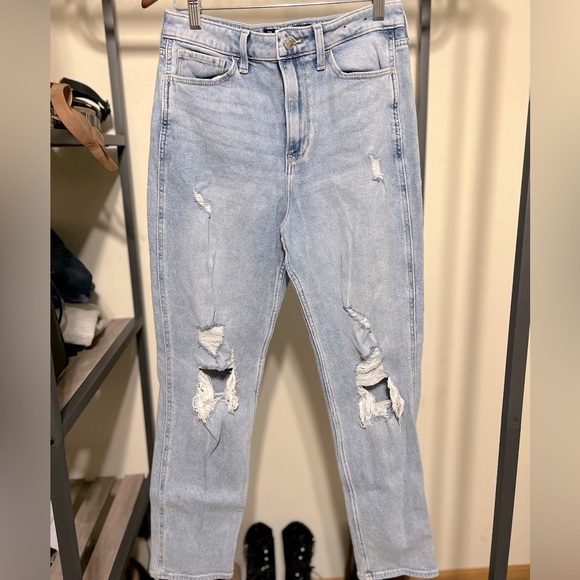 Hollister Ultra High rise Mom Jean - Picture 1 of 2